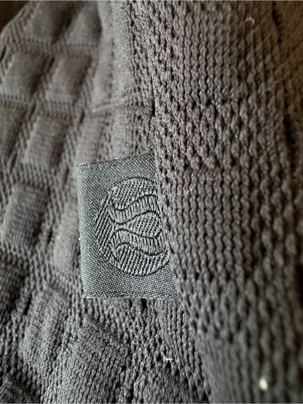 Men's Lululemon Black Textured Crewneck Sweater Large - Picture 5 of 5